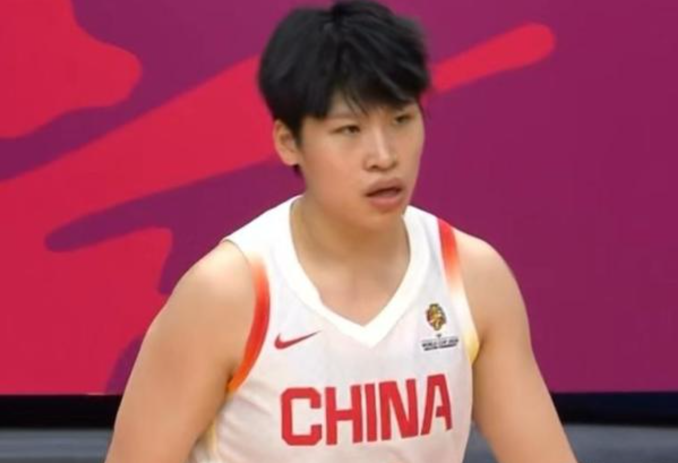 开云体育官网-失望！3场比赛仅得2分，球迷：世界杯别带她了，将名额给刘禹彤吧