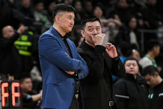 开云体育下载-杨鸣力挺杜锋:4个月前他还是全运冠军 达不到球迷预期马上喊下课